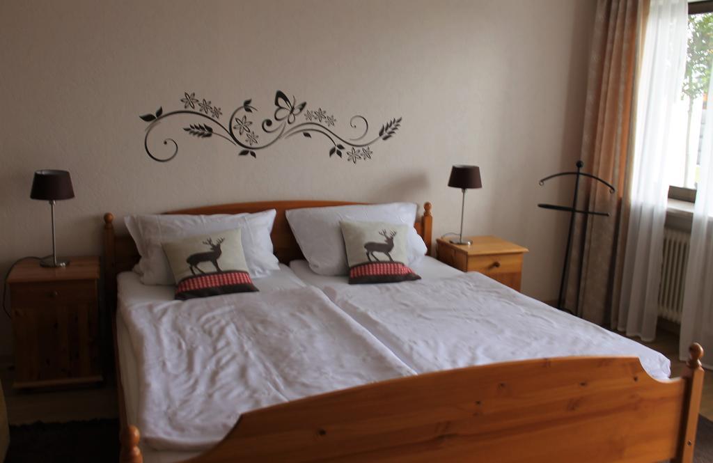 Ferienwohnungen Eifelblick Lutzerath Ngoại thất bức ảnh